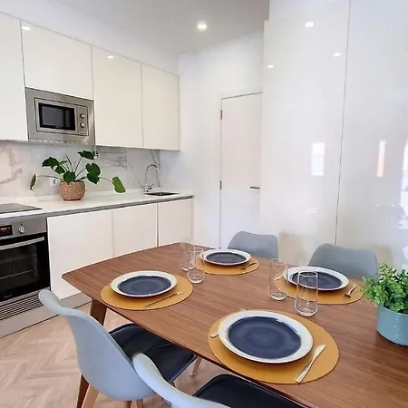 Apartamento Spacious Terrace Flat Near Graca And Alfama Lisboa