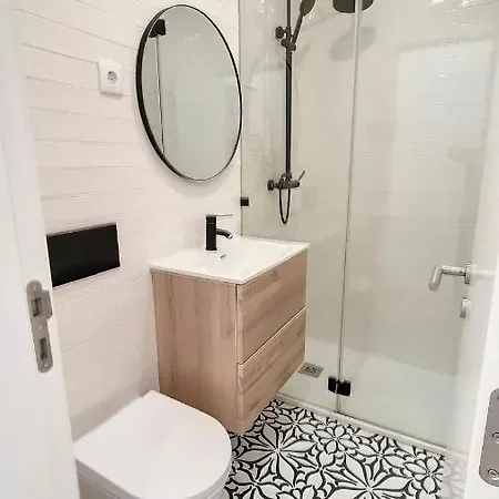 Apartamento Spacious Terrace Flat Near Graca And Alfama Lisboa